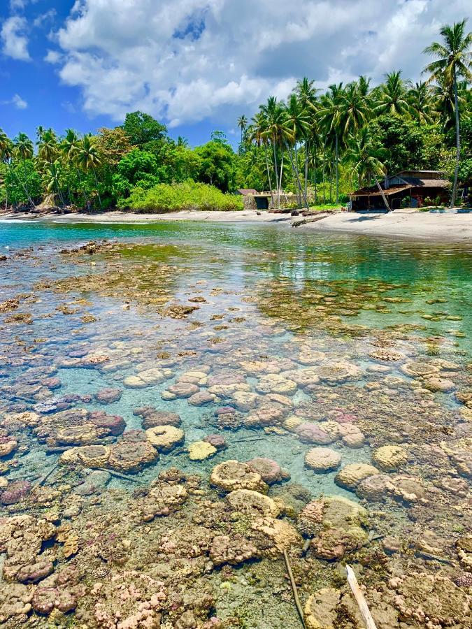 Pristine Paradise Dive Resort - Togean Islands, Una Una Pulau Unauna Exterior photo