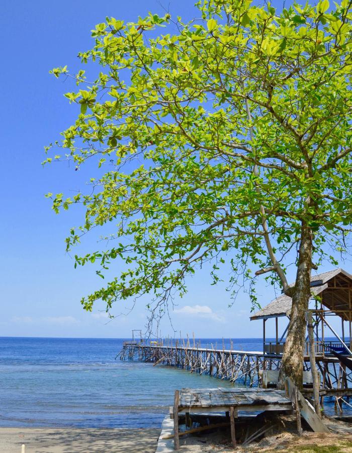 Pristine Paradise Dive Resort - Togean Islands, Una Una Pulau Unauna Exterior photo
