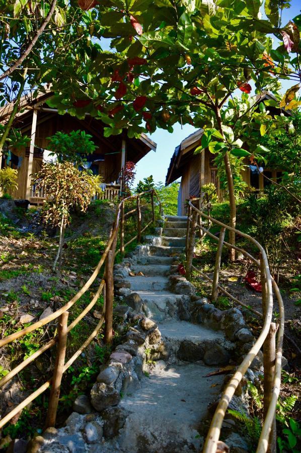 Pristine Paradise Dive Resort - Togean Islands, Una Una Pulau Unauna Exterior photo