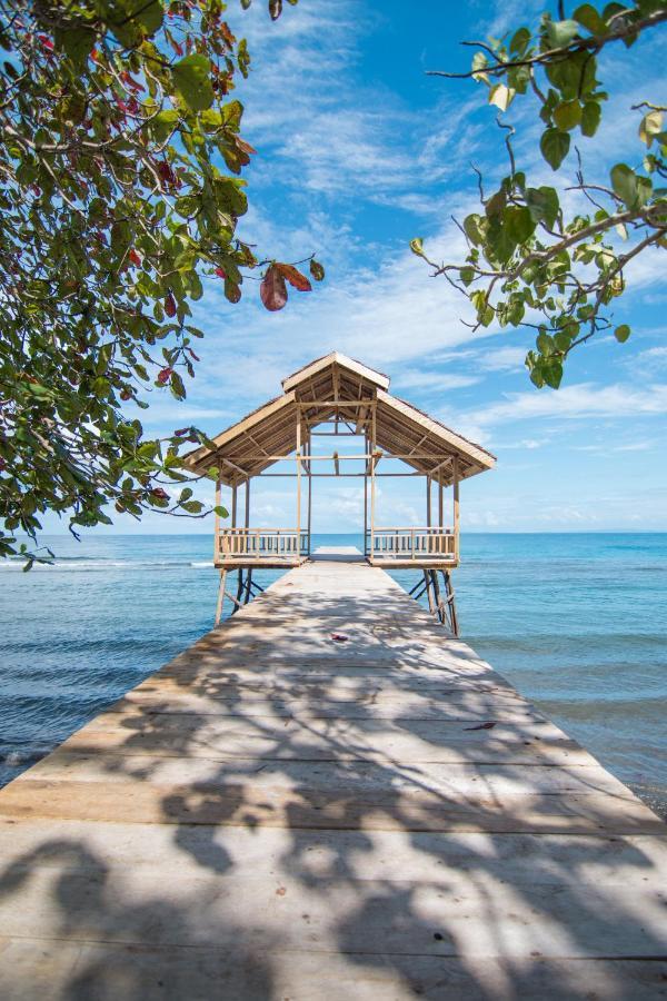 Pristine Paradise Dive Resort - Togean Islands, Una Una Pulau Unauna Exterior photo